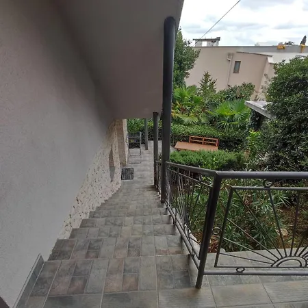 Ella Appartement *