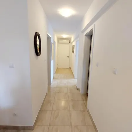 Appartement Ella *